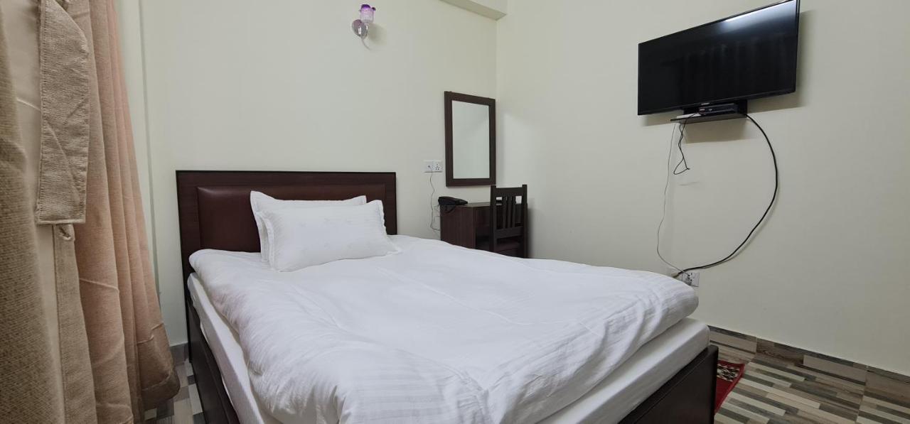 Pashupati View Hotel Kathmandu Exterior foto